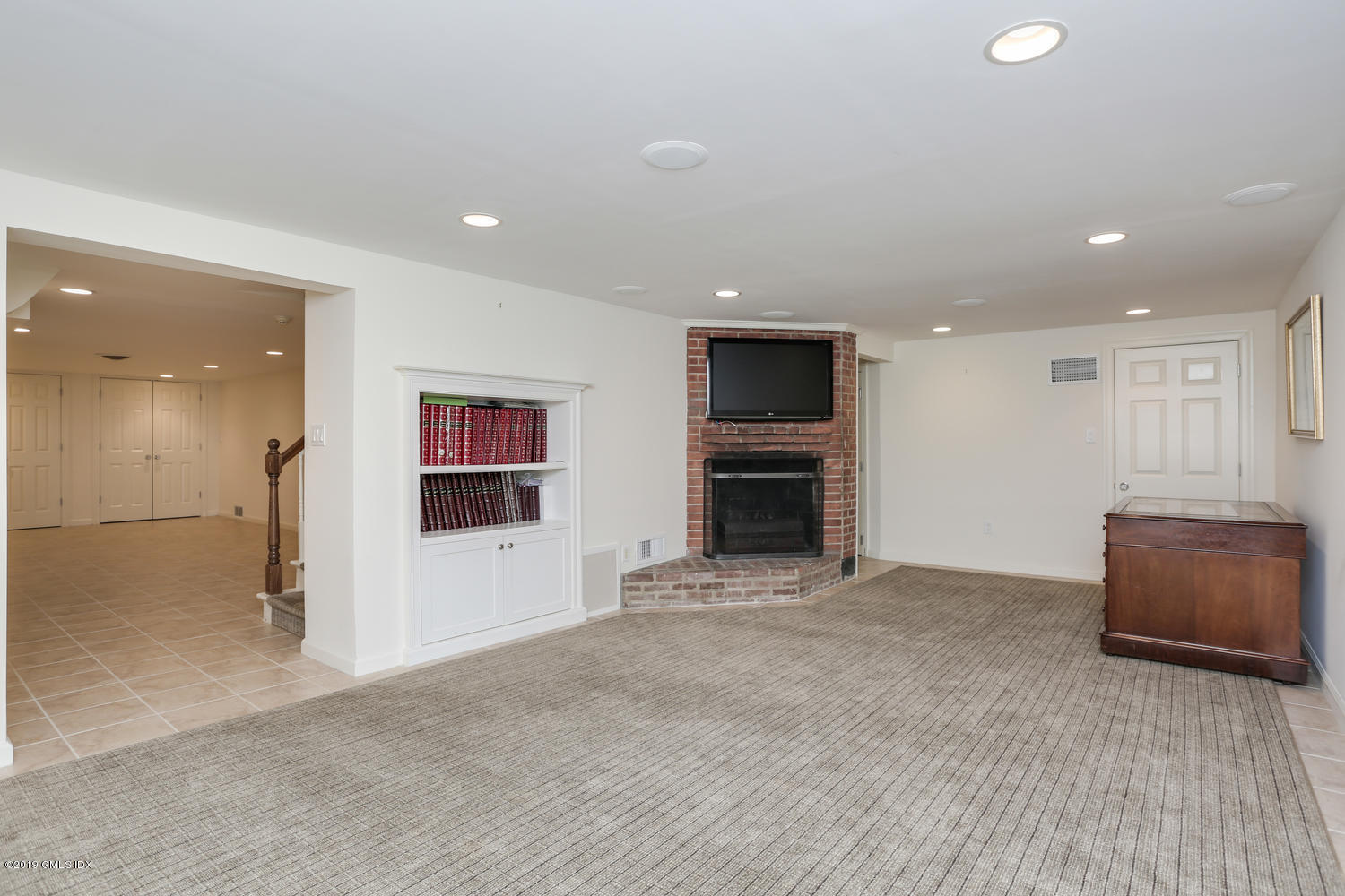 44 Glen Road Greenwich, CT 06830 - Photo 25 of 30 44 Glen Rd Greenwich CT 06830-large-004-