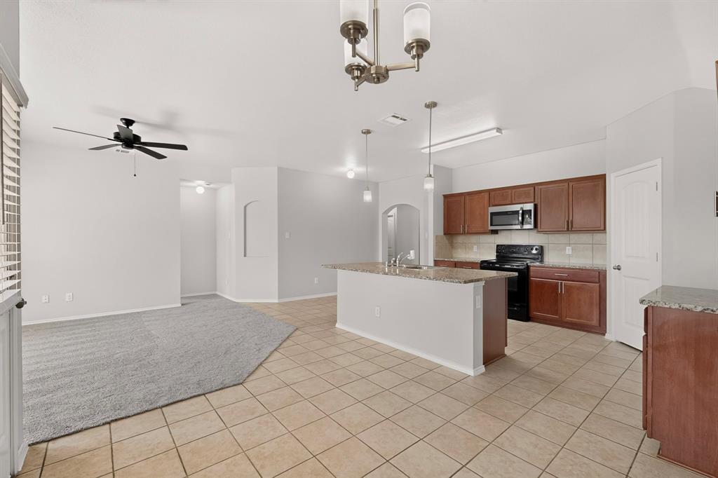 2425 Willard Way Forney, TX 75126 - Photo 16 of 39