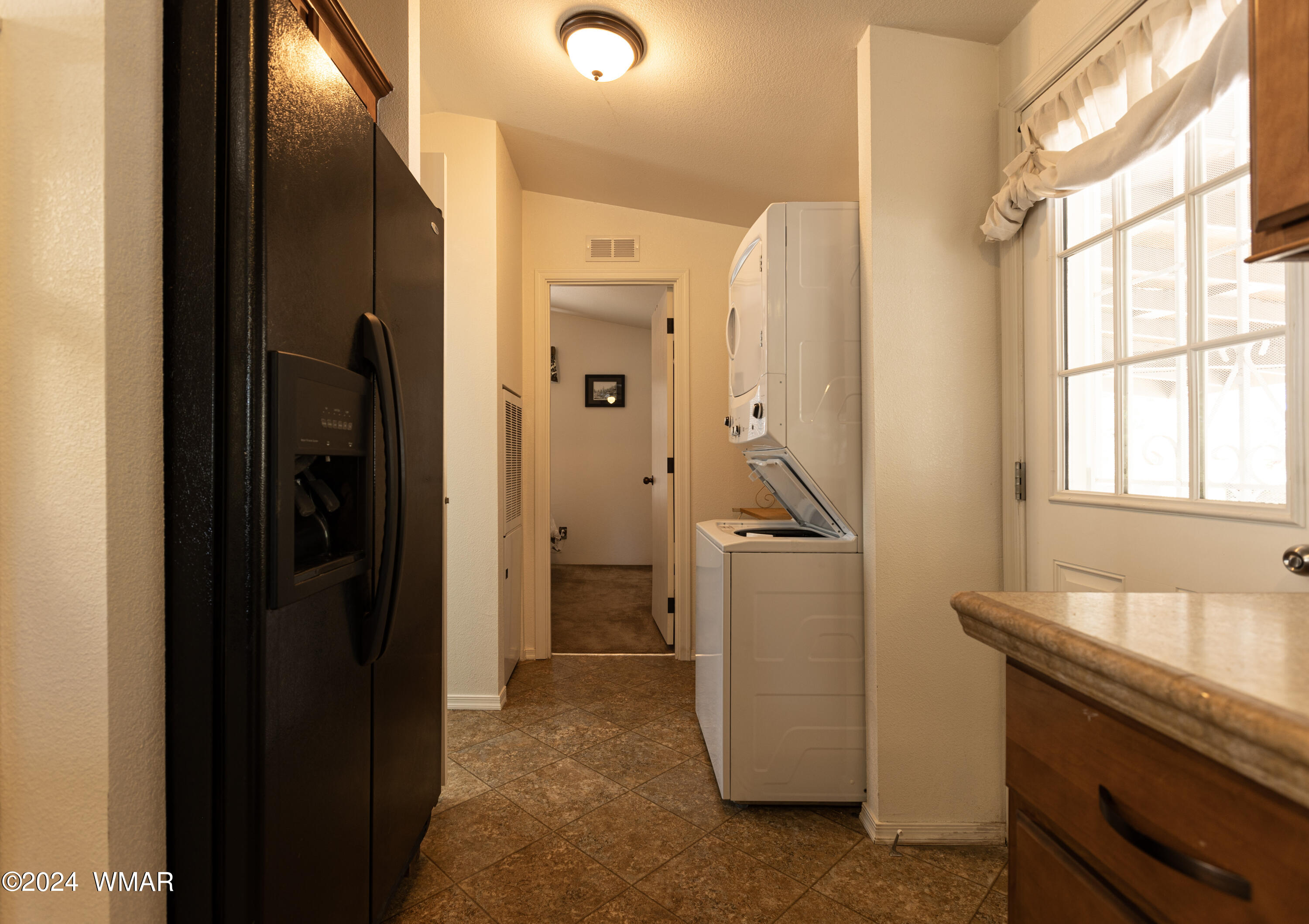 3557 Broken Arrow Road Overgaard, AZ 85933 - Photo 13 of 24