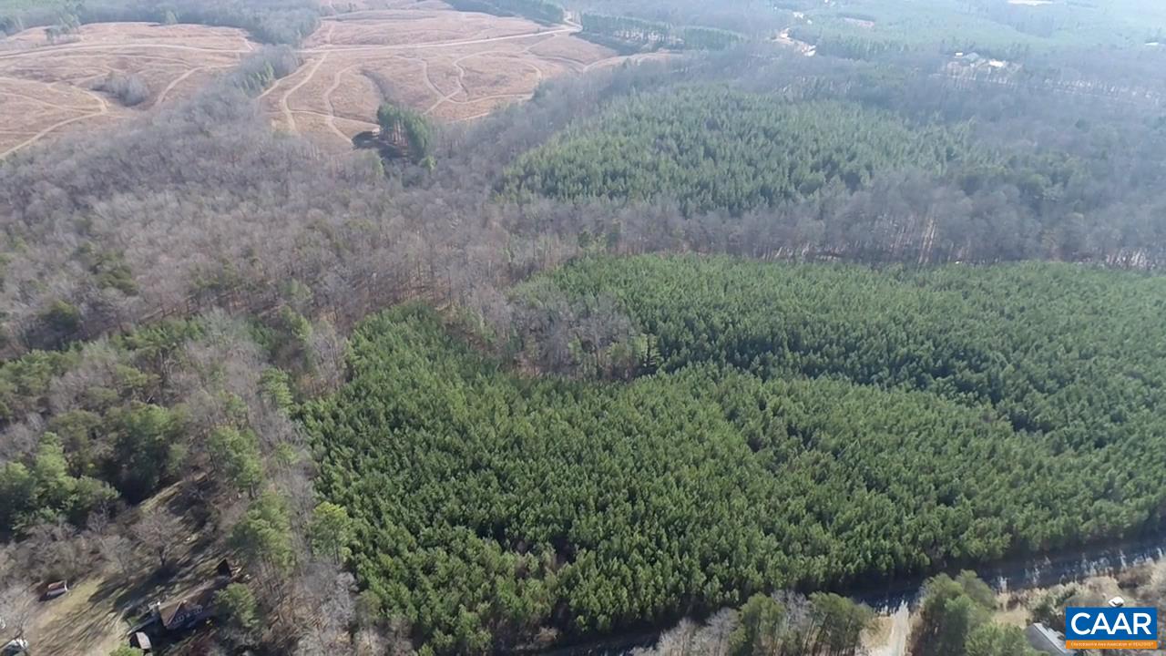 C2 Hardware Road Arvonia, VA 23004 - Photo 2 of 13