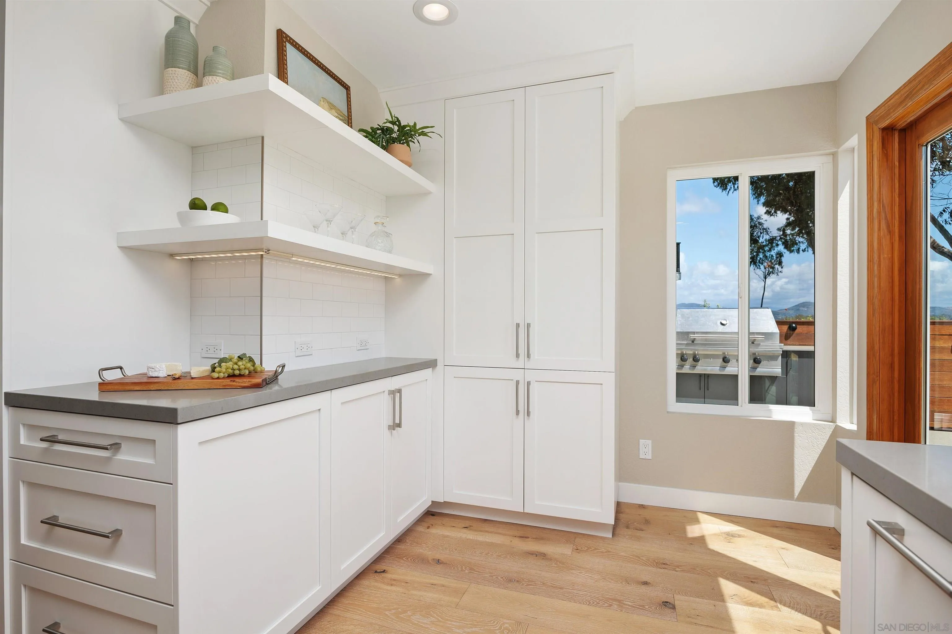 1533 Pacific Ranch Drive Encinitas, CA 92024 - Photo 17 of 52 a view of utility room and window