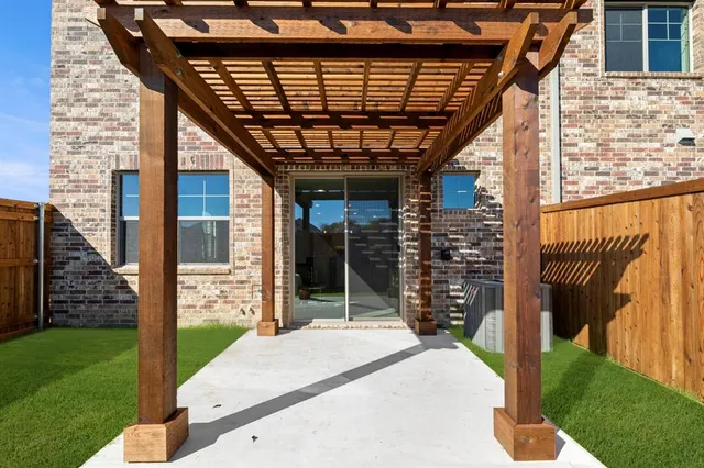 $439,900 | 9007 Indianola Trail, Oak Point, TX 75068