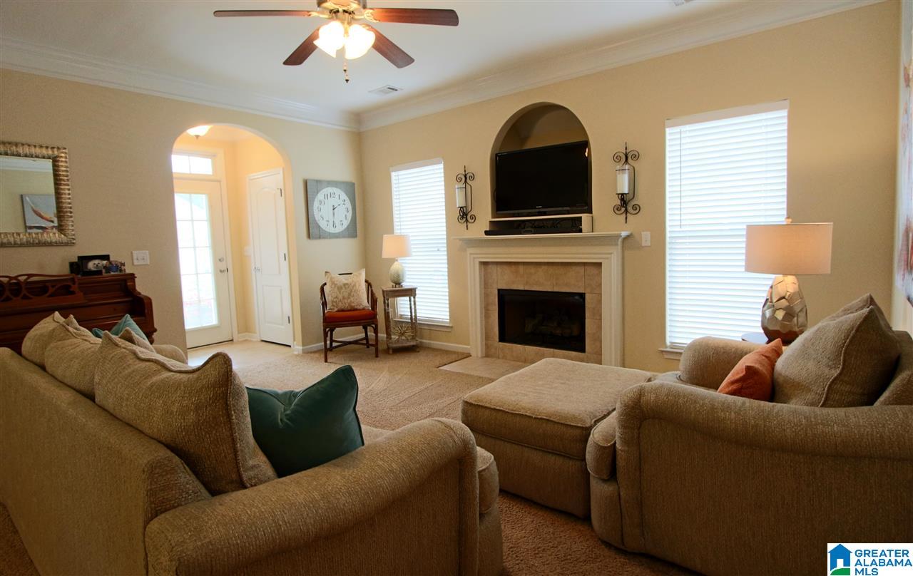 157 Highview Cove Pelham, AL 35124 - Photo 9 of 40