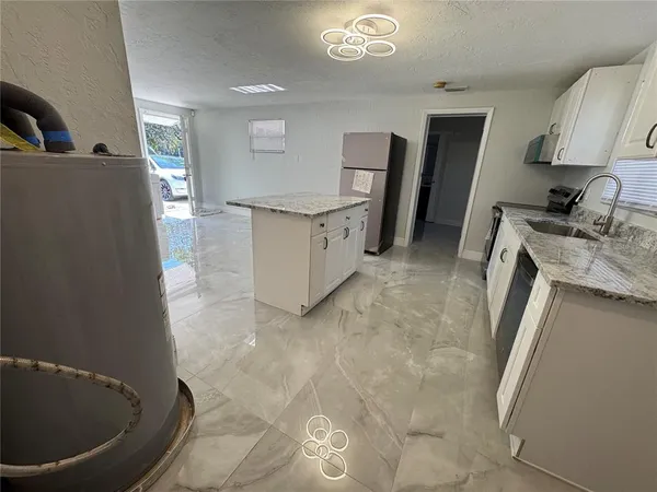 $2,200 | 1825 134th Avenue, Largo, FL 33778