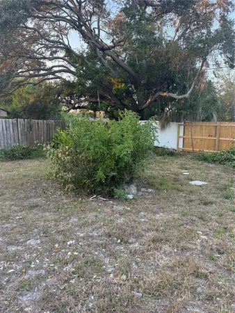 $2,200 | 1825 134th Avenue, Largo, FL 33778
