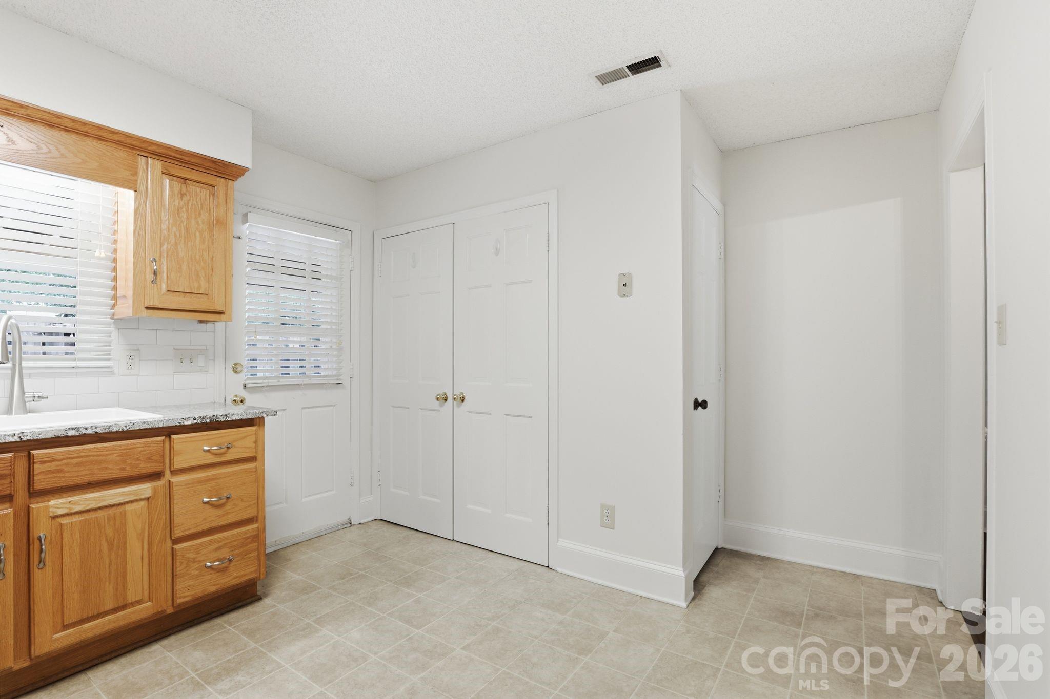 2500 Round Table Road, Unit E Monroe, NC 28110 - Photo 11 of 22