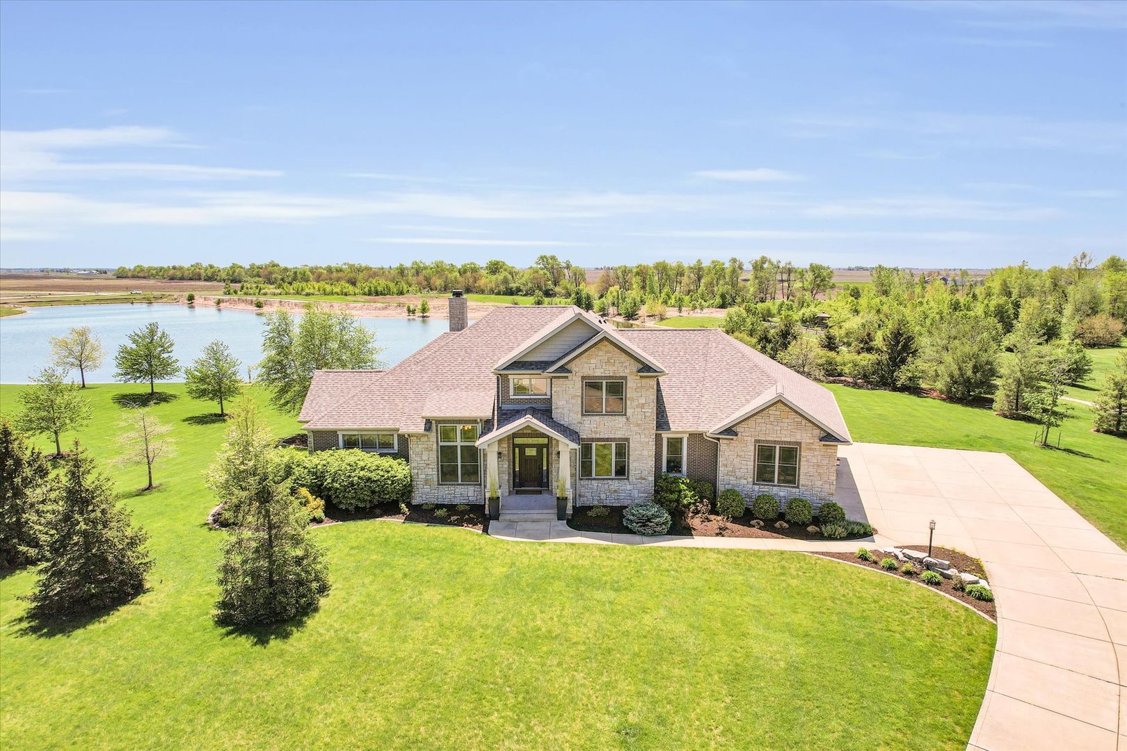 1319 Cross Creek Road Mahomet, IL 61853 - Photo 1 of 86 Gallery Image 1