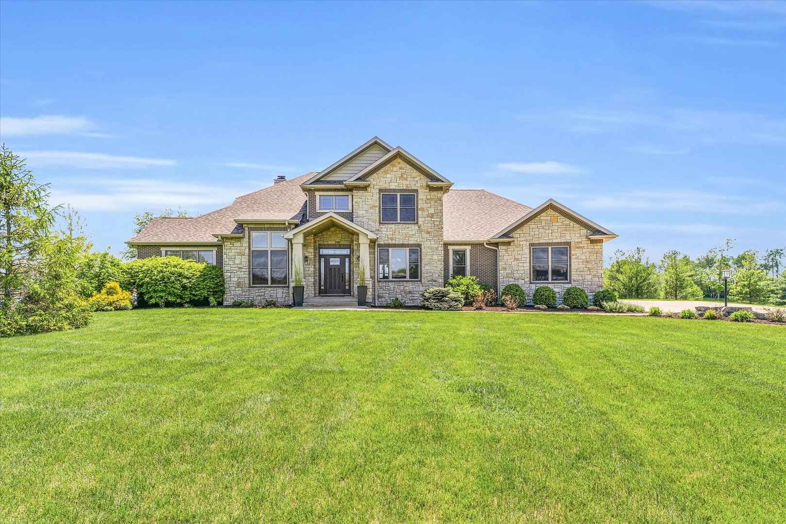 1319 Cross Creek Road Mahomet, IL 61853 - Photo 2 of 86 Gallery Image 2