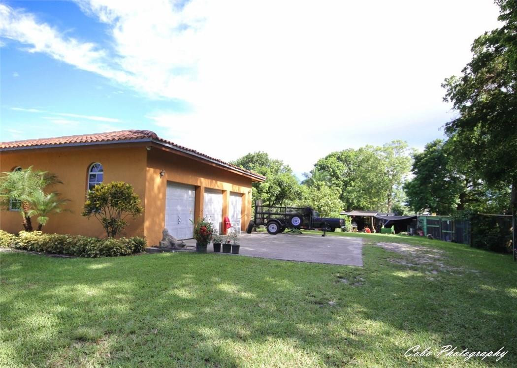 18000 Southwest 50th Street Southwest Ranches, FL 33331 - Photo 2 of 26 Photo 2