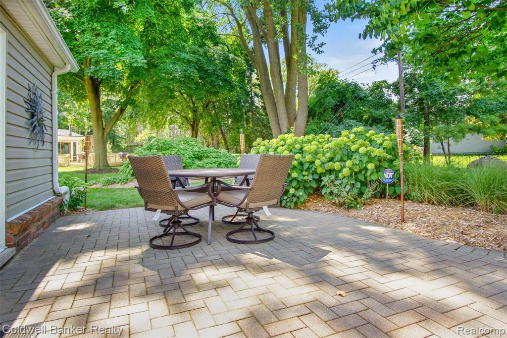 1663 Yale Court Rochester Hills, MI 48309 - Photo 36 of 40