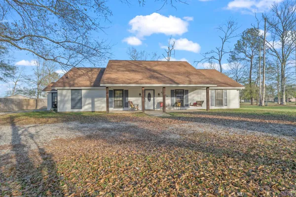 $450,000 | 31204 Dunn Road, Denham Springs, LA 70726