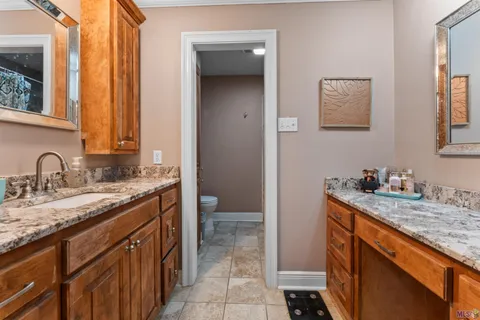 $450,000 | 31204 Dunn Road, Denham Springs, LA 70726