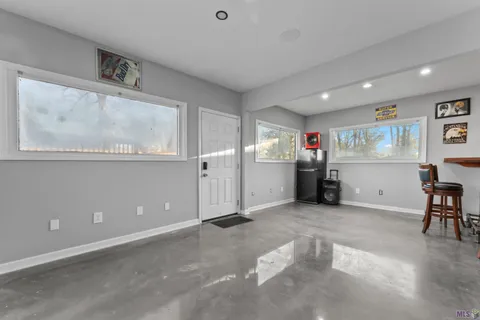 $450,000 | 31204 Dunn Road, Denham Springs, LA 70726