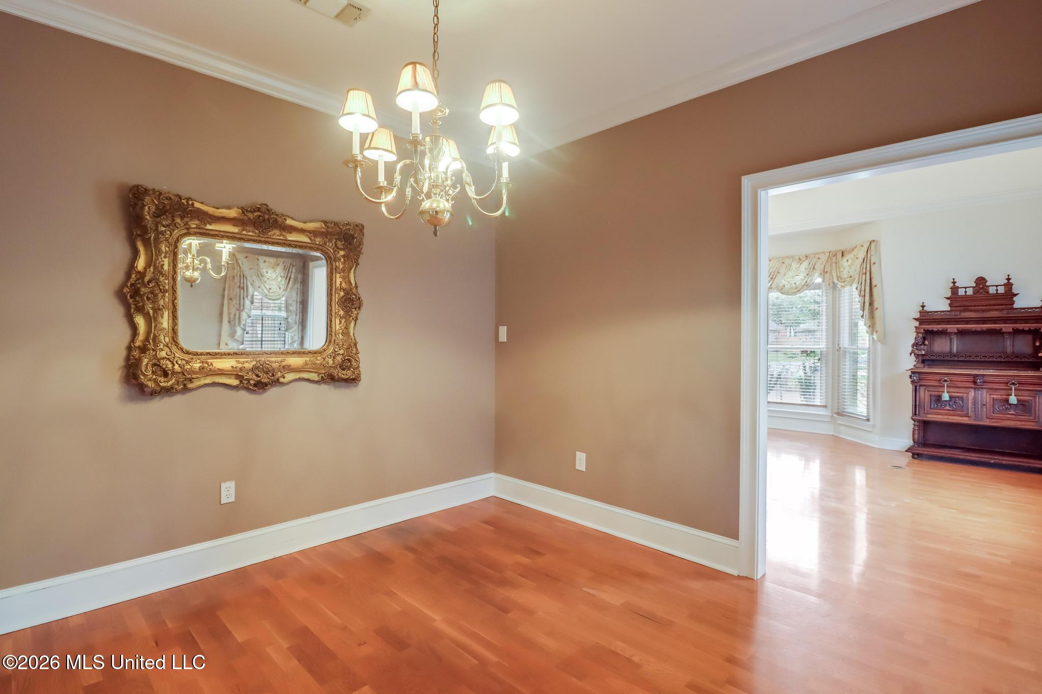 2575 Rue Palafox Biloxi, MS 39531 - Photo 10 of 51 Formal Dining