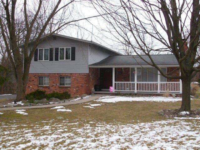224 Gunder Court Rochester, MI 48309 - Photo 1 of 10 Gunder Front