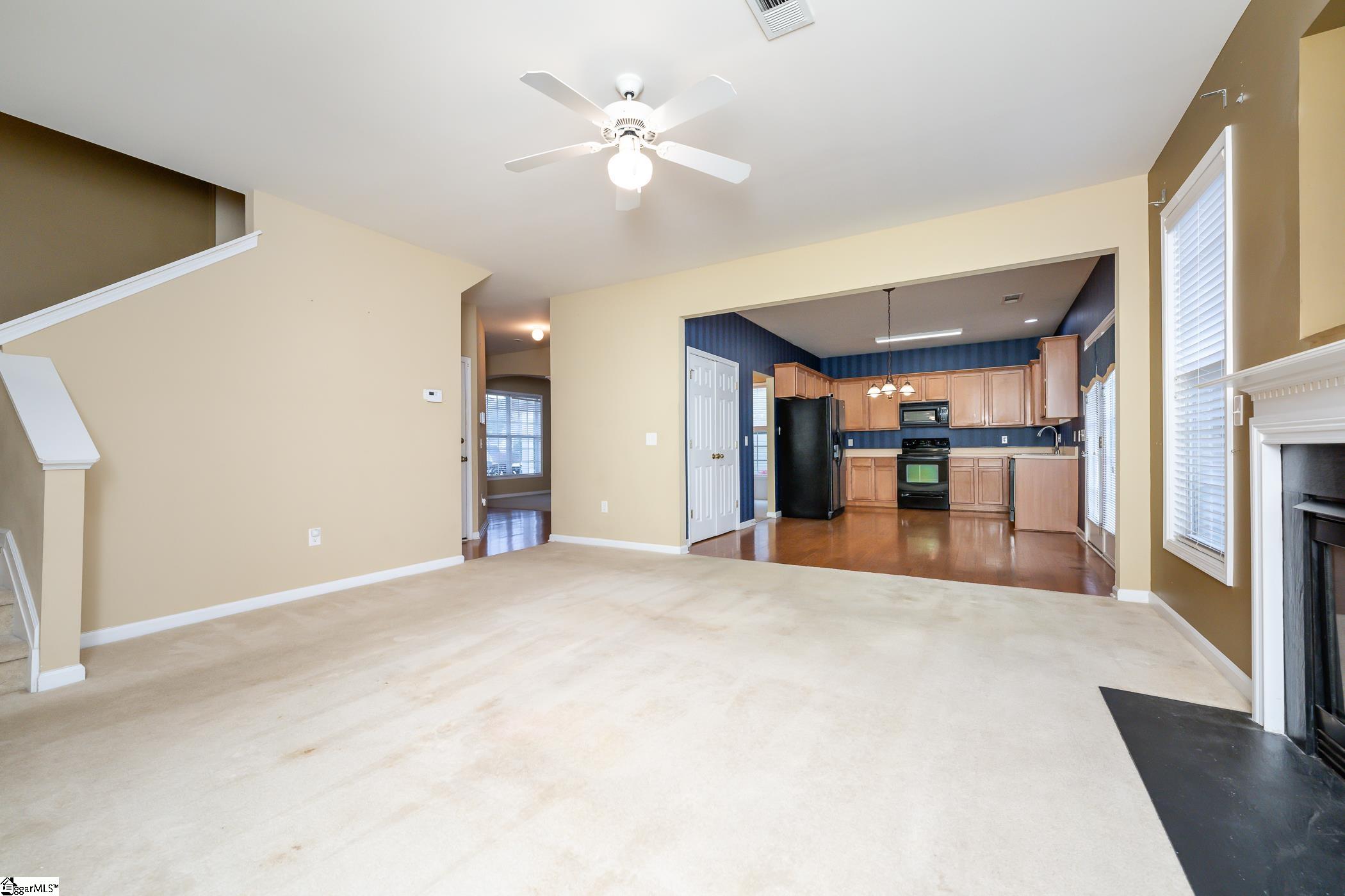 45 Farmbrook Way Simpsonville, SC 29681 - Photo 5 of 35 Gallery Image 5