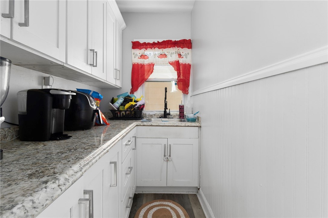 43 Tweed Street Pawtucket, RI 02861 - Photo 25 of 43