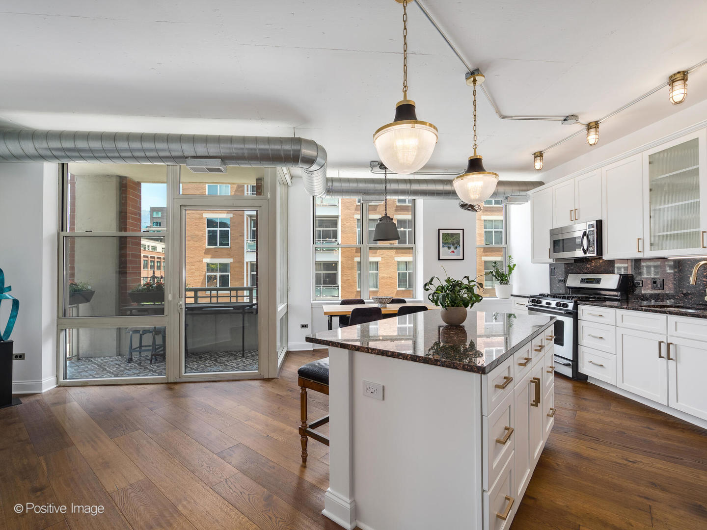 1001 West Madison Street, Unit 312 Chicago, IL 60607 - Photo 3 of 21 Gallery Image 3