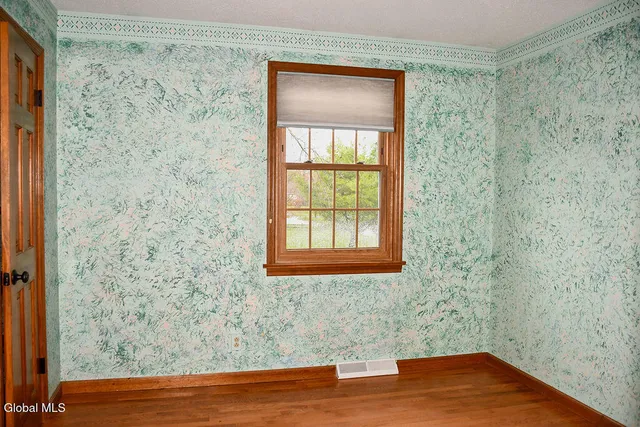 $625,000 | 15 Delta Boulevard, Colonie, NY 12047