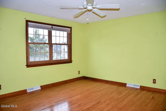 $625,000 | 15 Delta Boulevard, Colonie, NY 12047