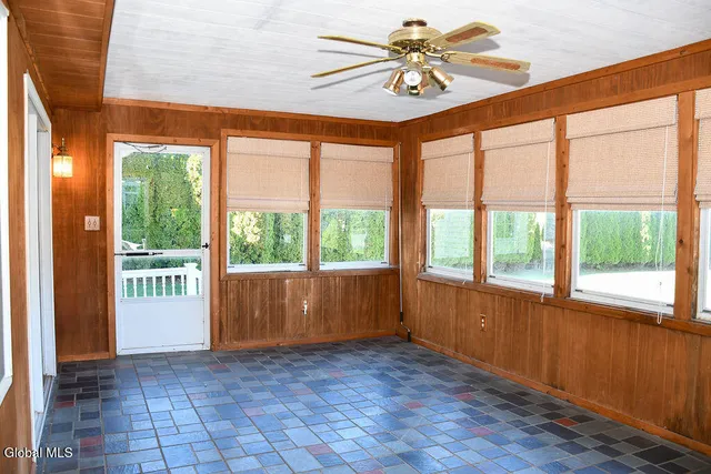 $625,000 | 15 Delta Boulevard, Colonie, NY 12047