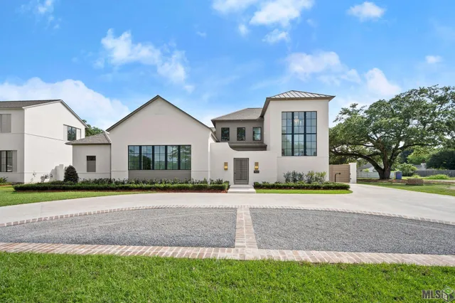 $1,875,000 | 7855 Highland Road, Baton Rouge, LA 70808