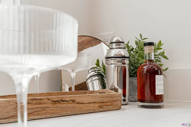 $1,875,000 | 7855 Highland Road, Baton Rouge, LA 70808