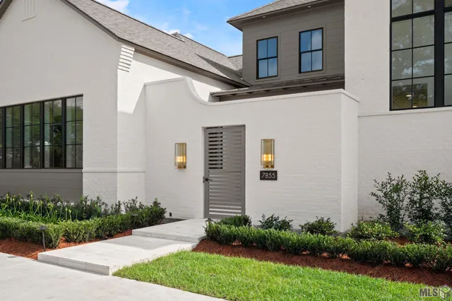 $1,875,000 | 7855 Highland Road, Baton Rouge, LA 70808