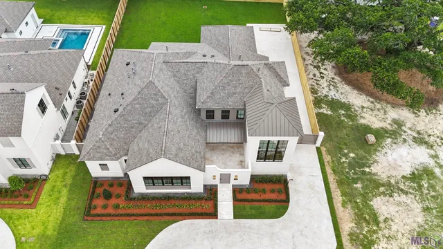 $1,875,000 | 7855 Highland Road, Baton Rouge, LA 70808