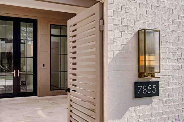 $1,875,000 | 7855 Highland Road, Baton Rouge, LA 70808