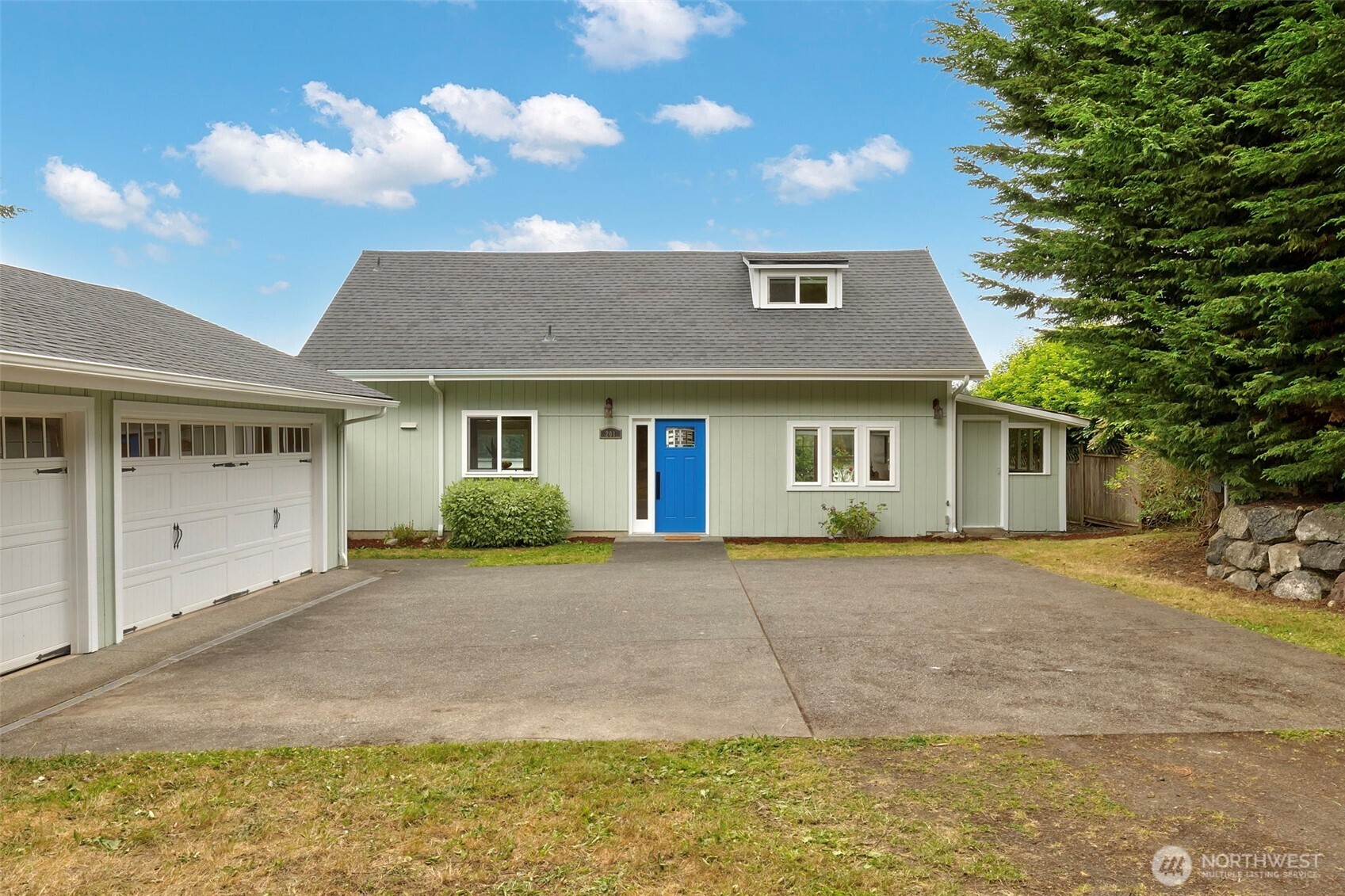 201 Mats View Road Port Ludlow, WA 98365 - Photo 3 of 37