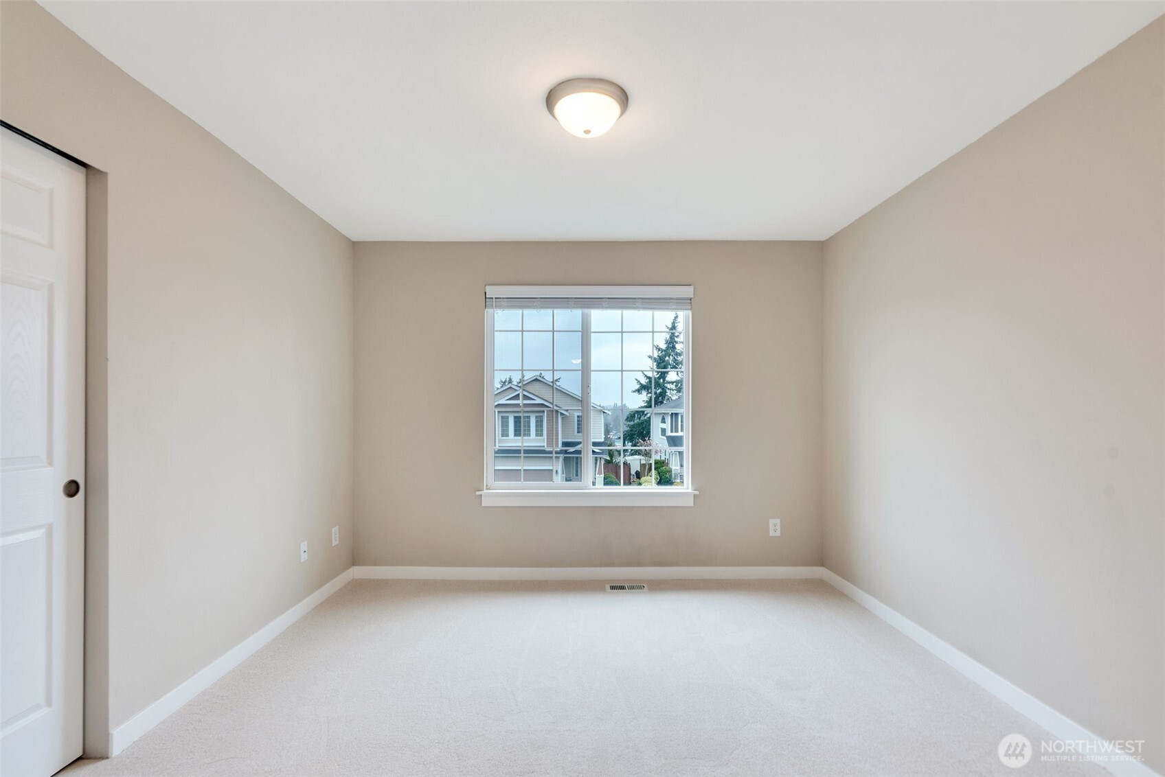 2991 South 296th Street Federal Way, WA 98003 - Photo 19 of 27