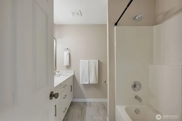 $735,000 | 2991 South 296th Street, Federal Way, WA 98003