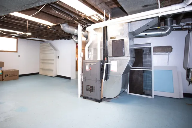 $179,800 | 2404 Jackson Street, Two Rivers, WI 54241