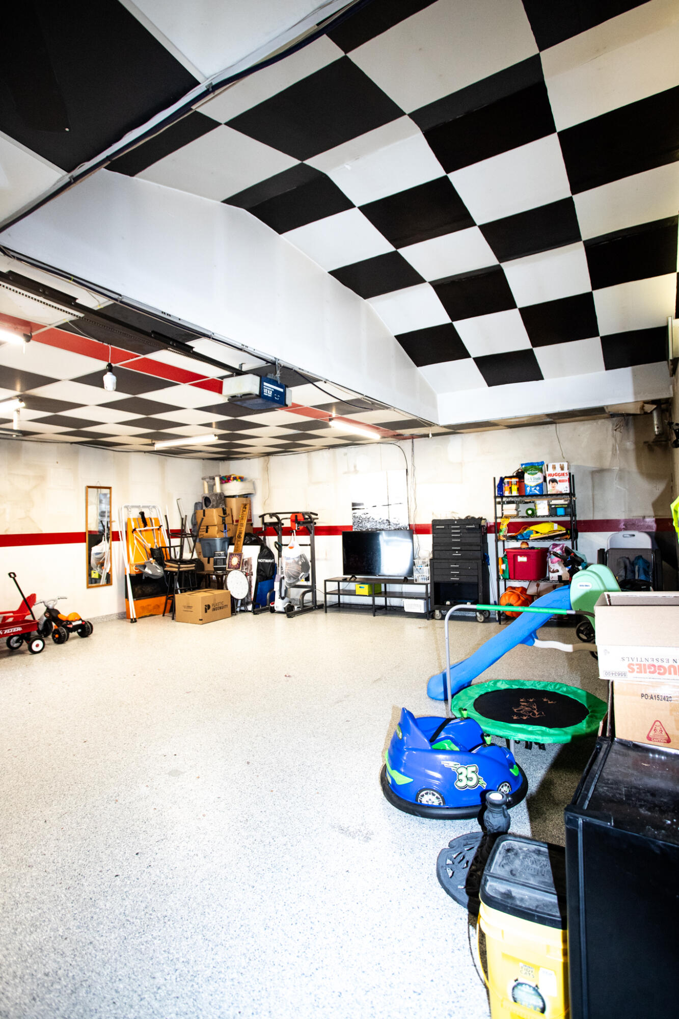 2404 Jackson Street Two Rivers, WI 54241 - Photo 22 of 26 Garage