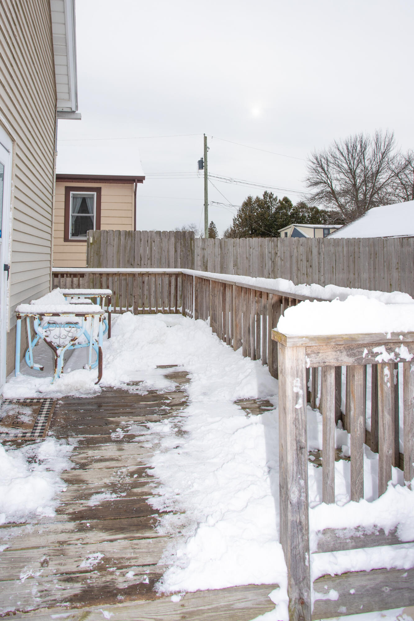 2404 Jackson Street Two Rivers, WI 54241 - Photo 25 of 26 Deck
