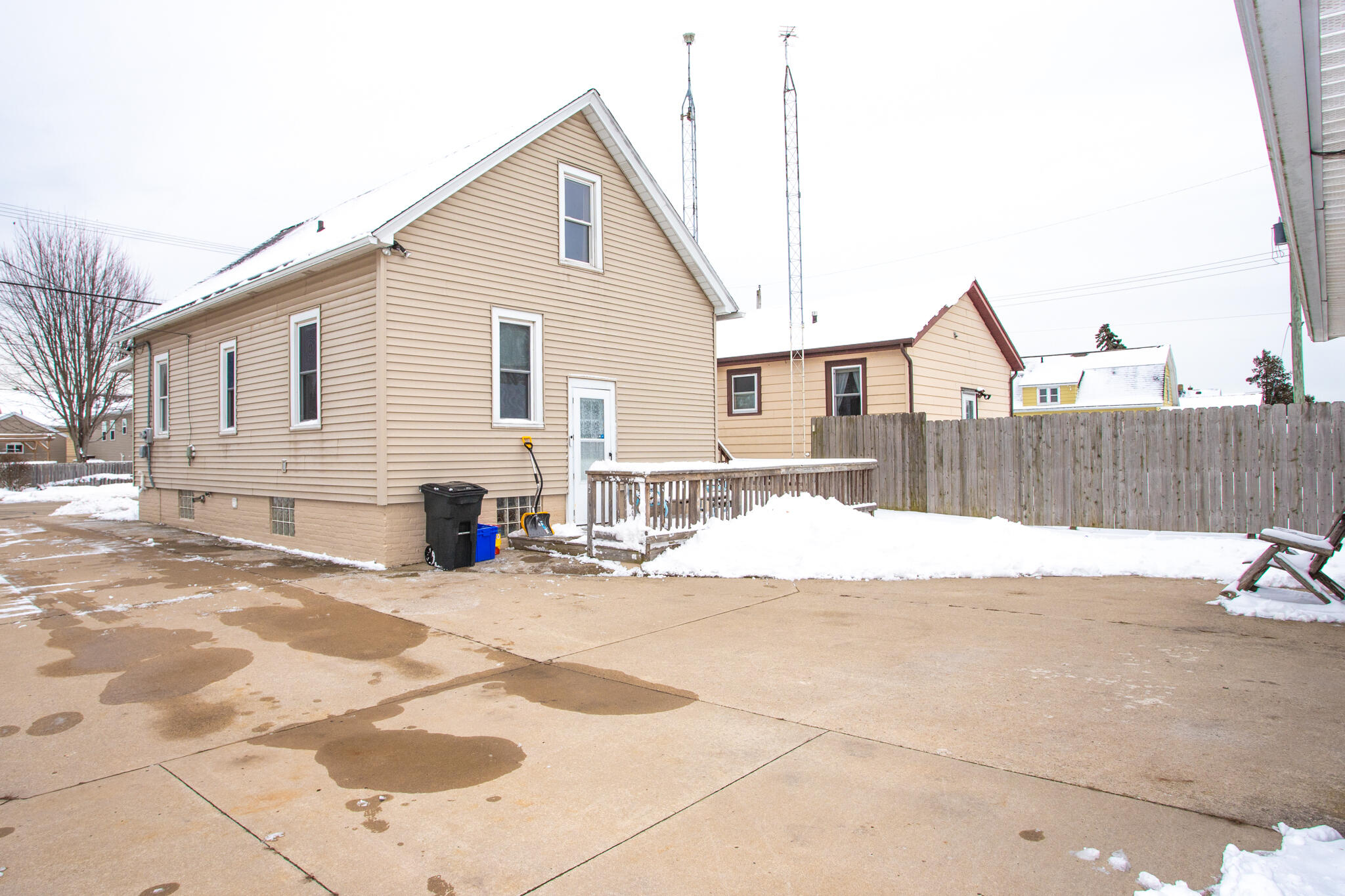 2404 Jackson Street Two Rivers, WI 54241 - Photo 26 of 26 Back