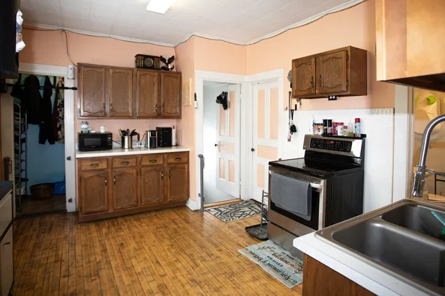 $179,800 | 2404 Jackson Street, Two Rivers, WI 54241