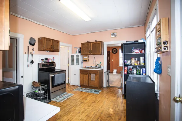 $164,900 | 2404 Jackson Street, Two Rivers, WI 54241