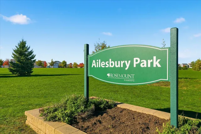 $575,000 | 13918 Ashford Path, Rosemount, MN 55068