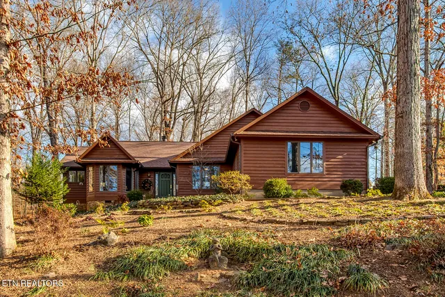 $474,900 | 114 Cheeskogili Way, Loudon, TN 37774