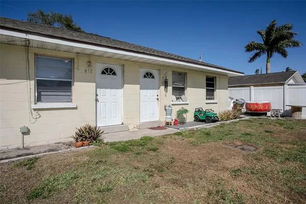 $275,000 | 810 21st Avenue West, Bradenton, FL 34205