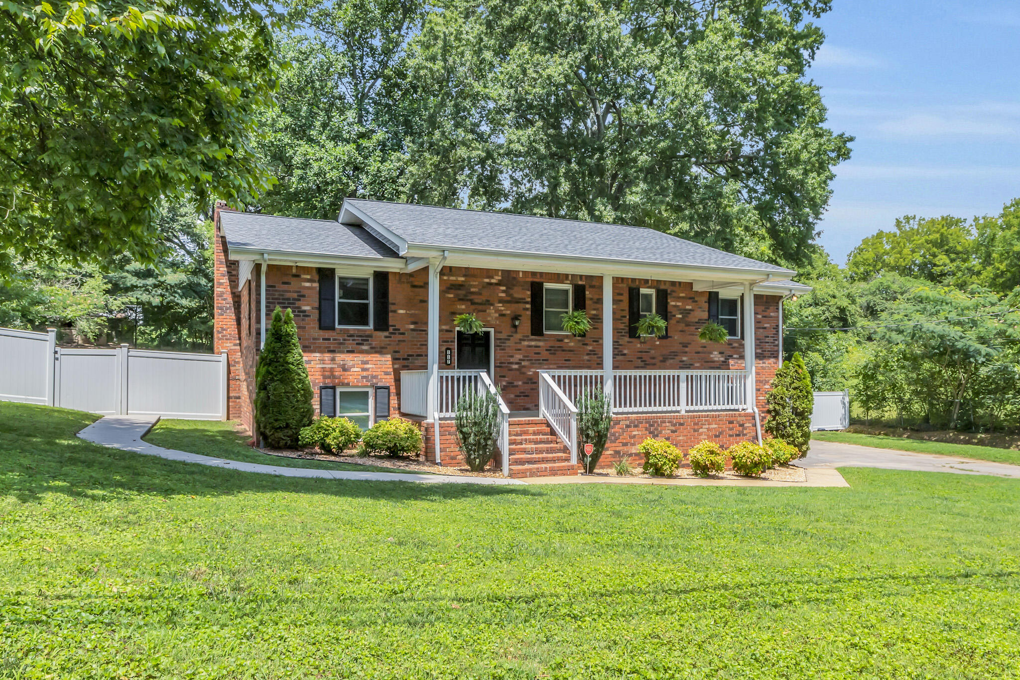 117 Frawley Road East Ridge, TN 37412 - Photo 28 of 30 img_3879