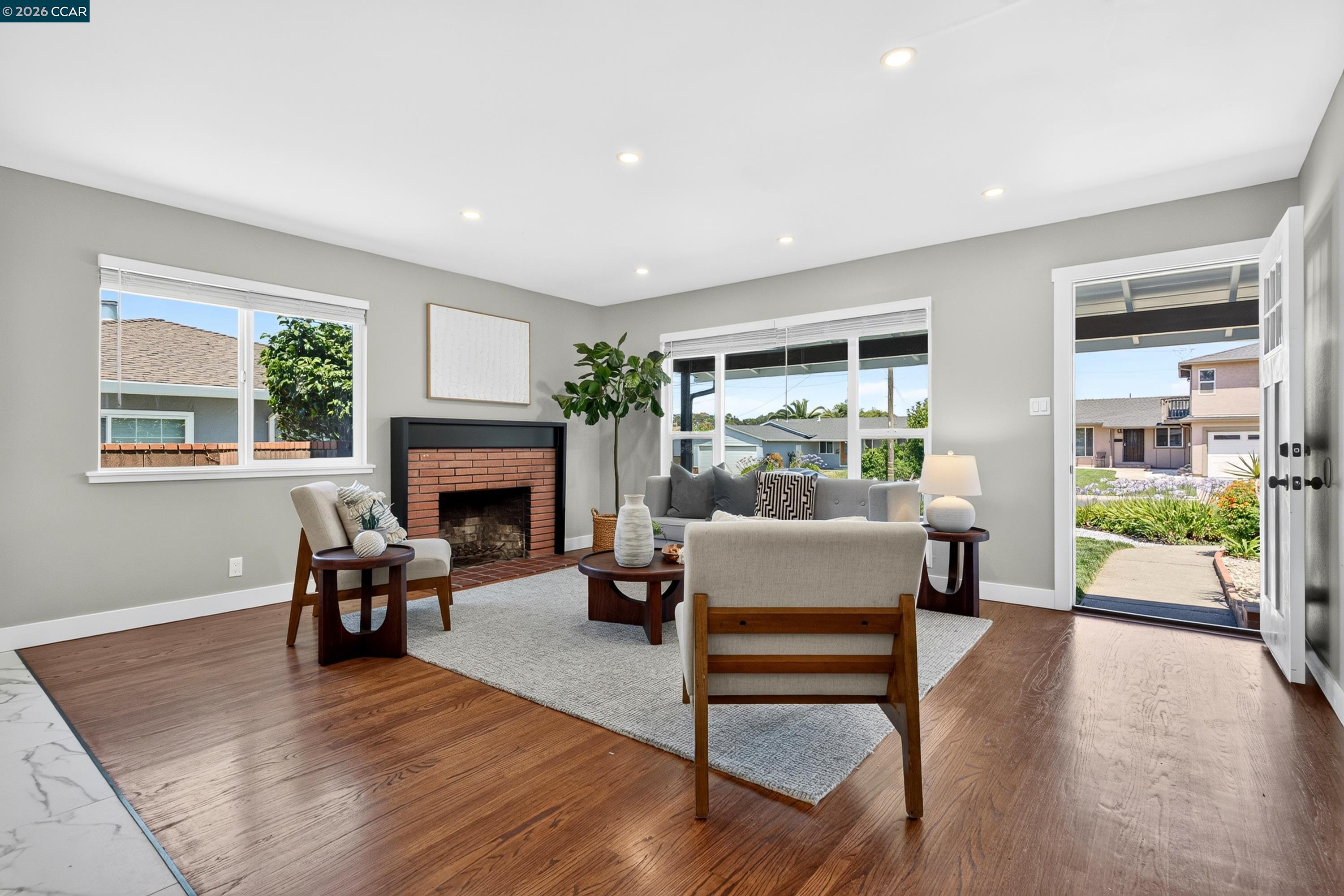 2823 Delmore Road San Pablo, CA 94806 - Photo 6 of 59
