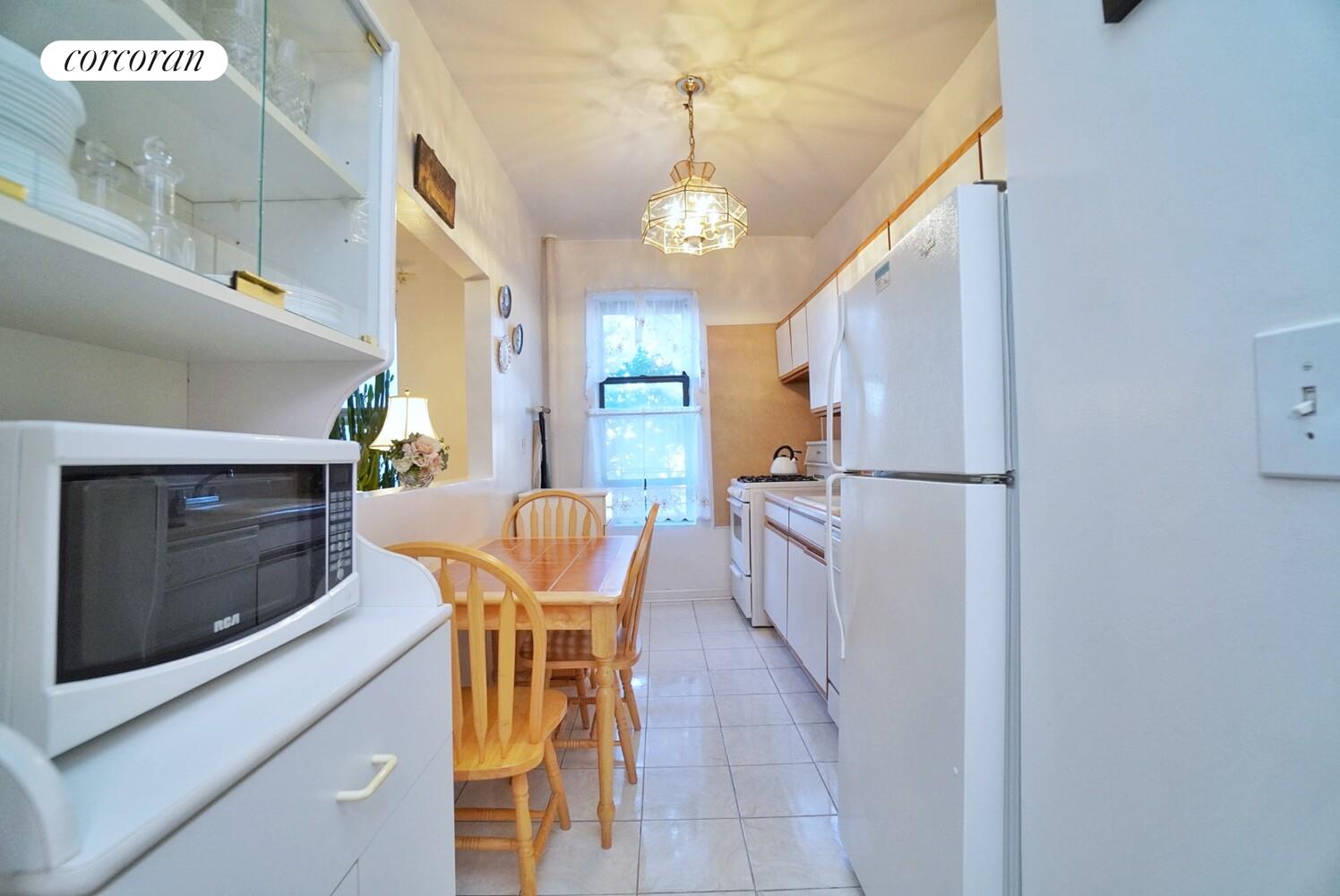 7101 Colonial Road, Unit L2E Brooklyn, NY 11209 - Photo 6 of 14