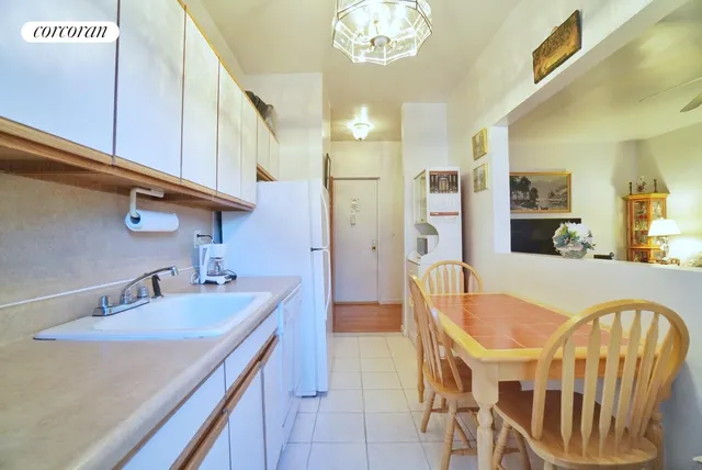 $359,000 | 7101 Colonial Road, Unit L2E | Bay Ridge