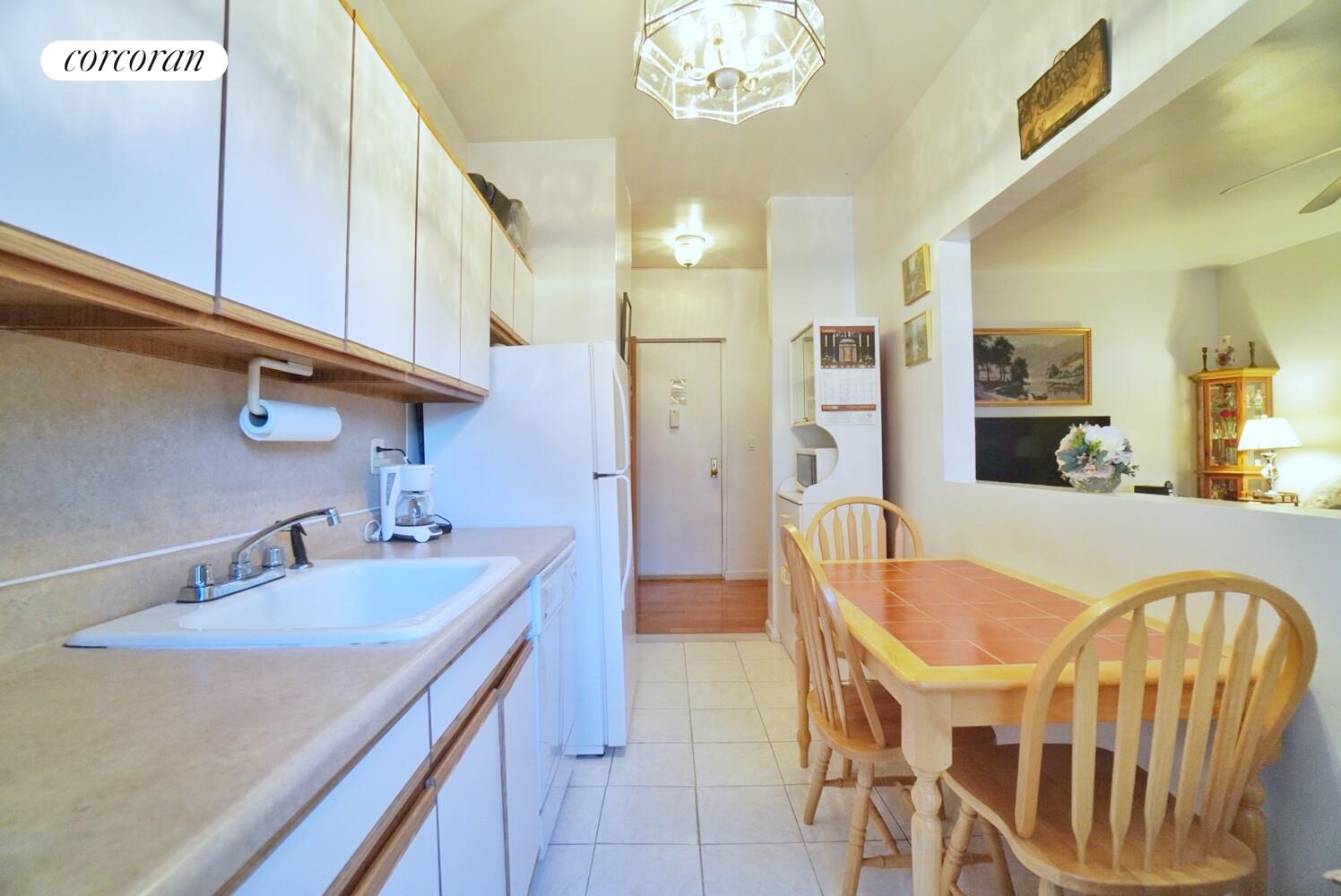 7101 Colonial Road, Unit L2E Brooklyn, NY 11209 - Photo 8 of 14