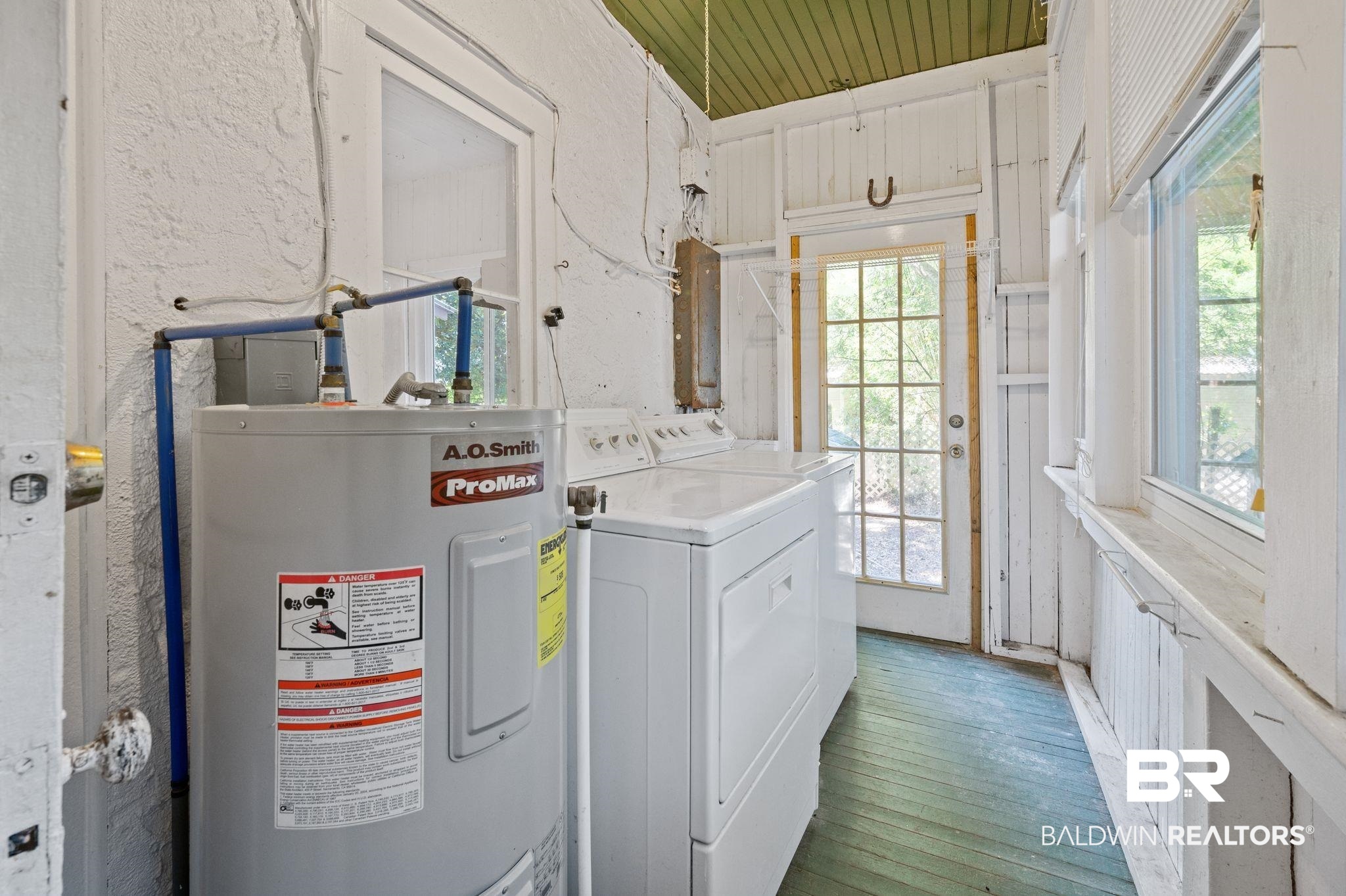 115 Fairhope Avenue Fairhope, AL 36532 - Photo 25 of 49
