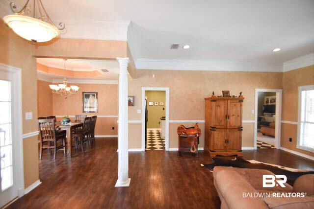 6605 Lubarrett Way Mobile, AL 36695 - Photo 2 of 28