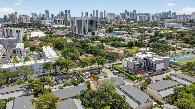 $499,000 | 19220 Northeast 25th Avenue, Unit 274B, Miami, FL 33180